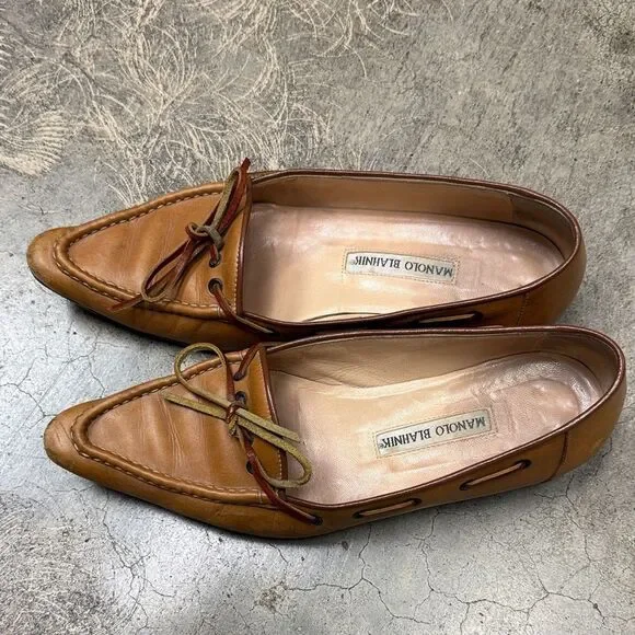 *vintage Manolo Blahnik tan brown leather flat loafers - Picture 6 of 6